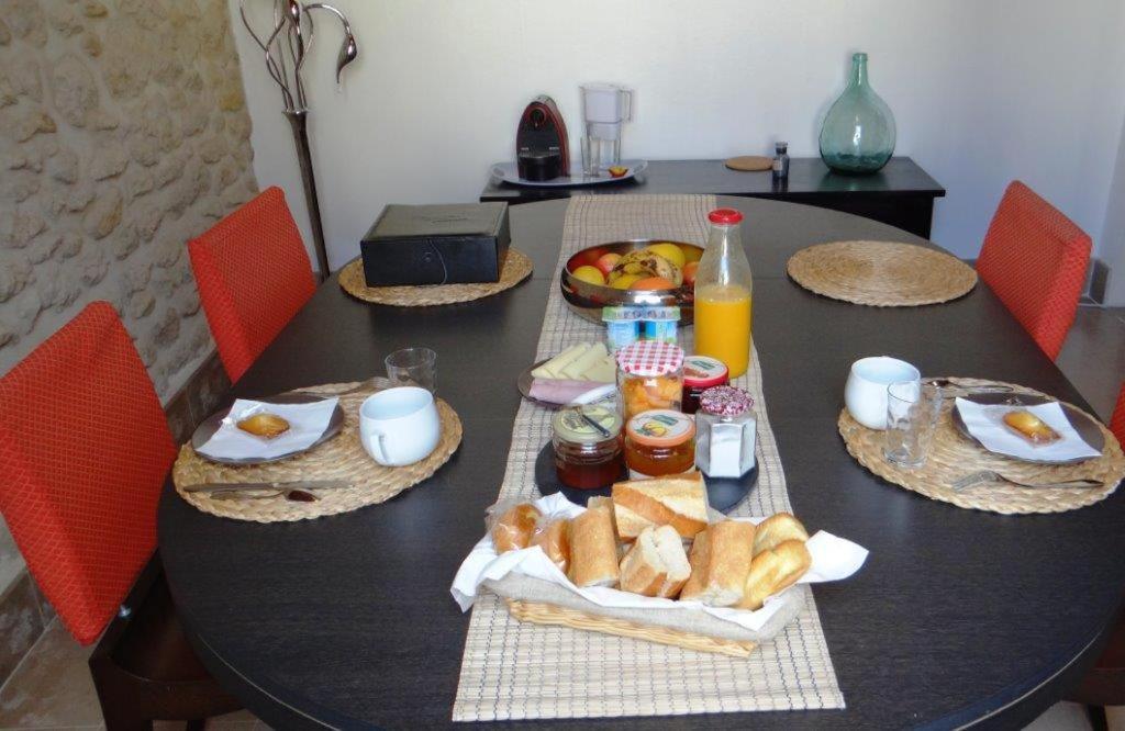 Bed and Breakfast Au Coeur Des Vignobles Сант- Эстеф Экстерьер фото